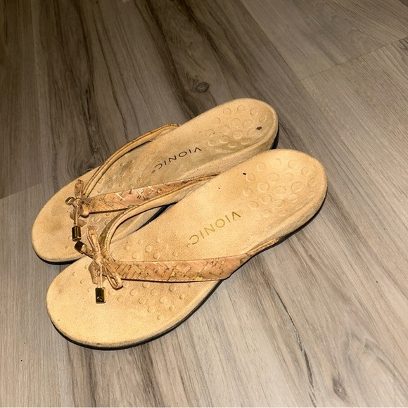 Vionic Women's Brown Sandals with Bow Accent - Picture 3 of 4